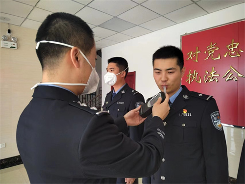 图片 2.jpg