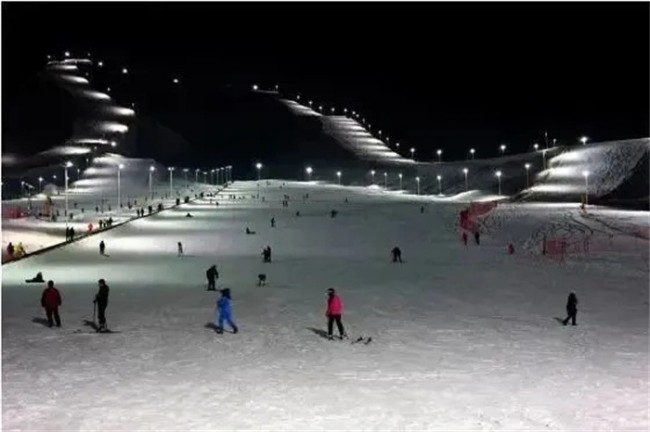第十一届延吉国际冰雪旅游节落幕 冰雪经济释放“热效应”